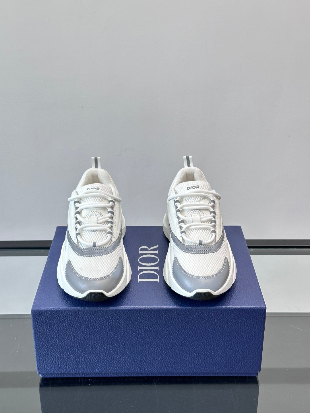 WHITE & GREY DESIGNER CHUNKY RUNNER SNEAKERS