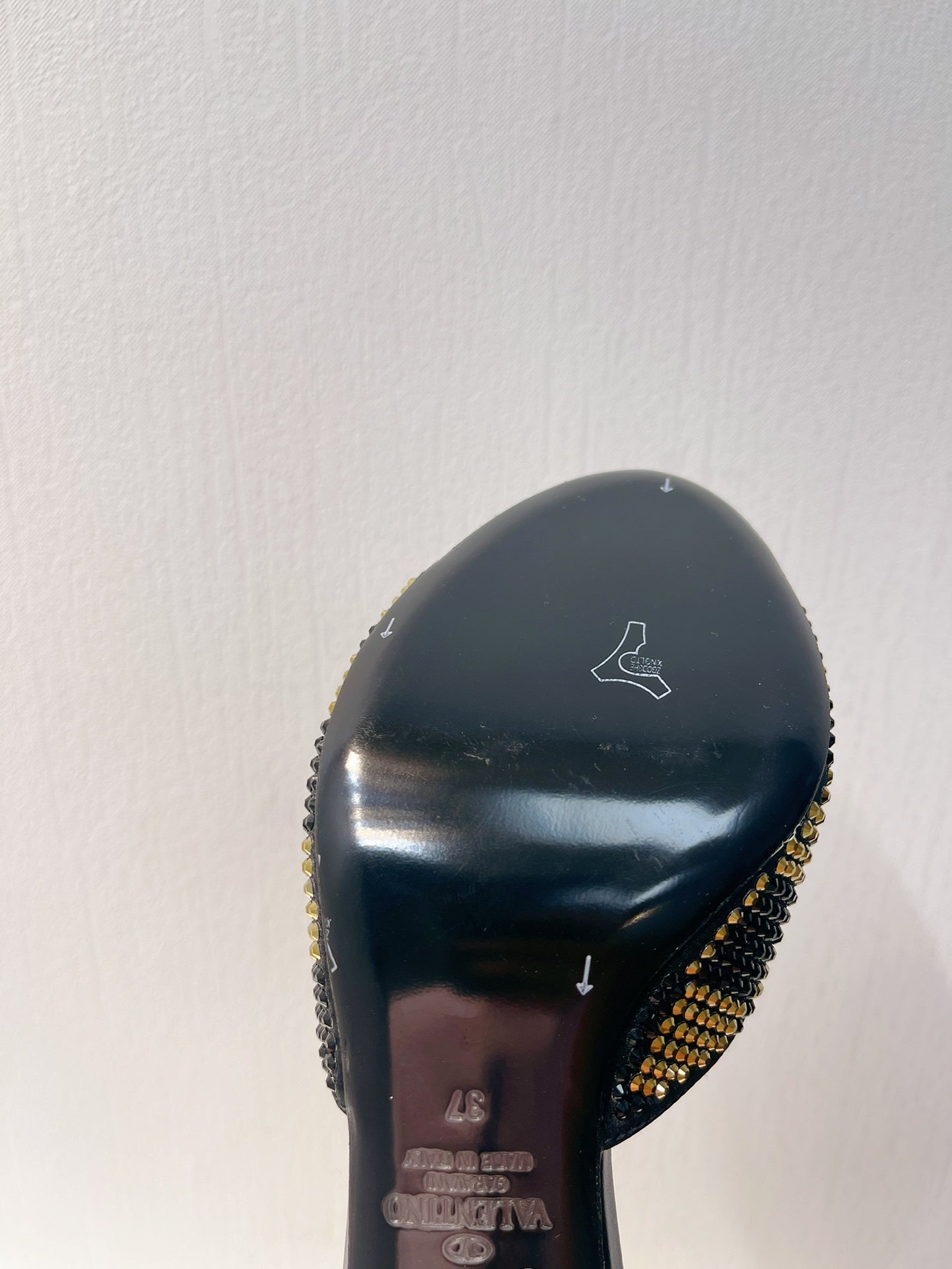 CRYSTAL EMBELLISHED MULE HEELS – BLACK & GOLD