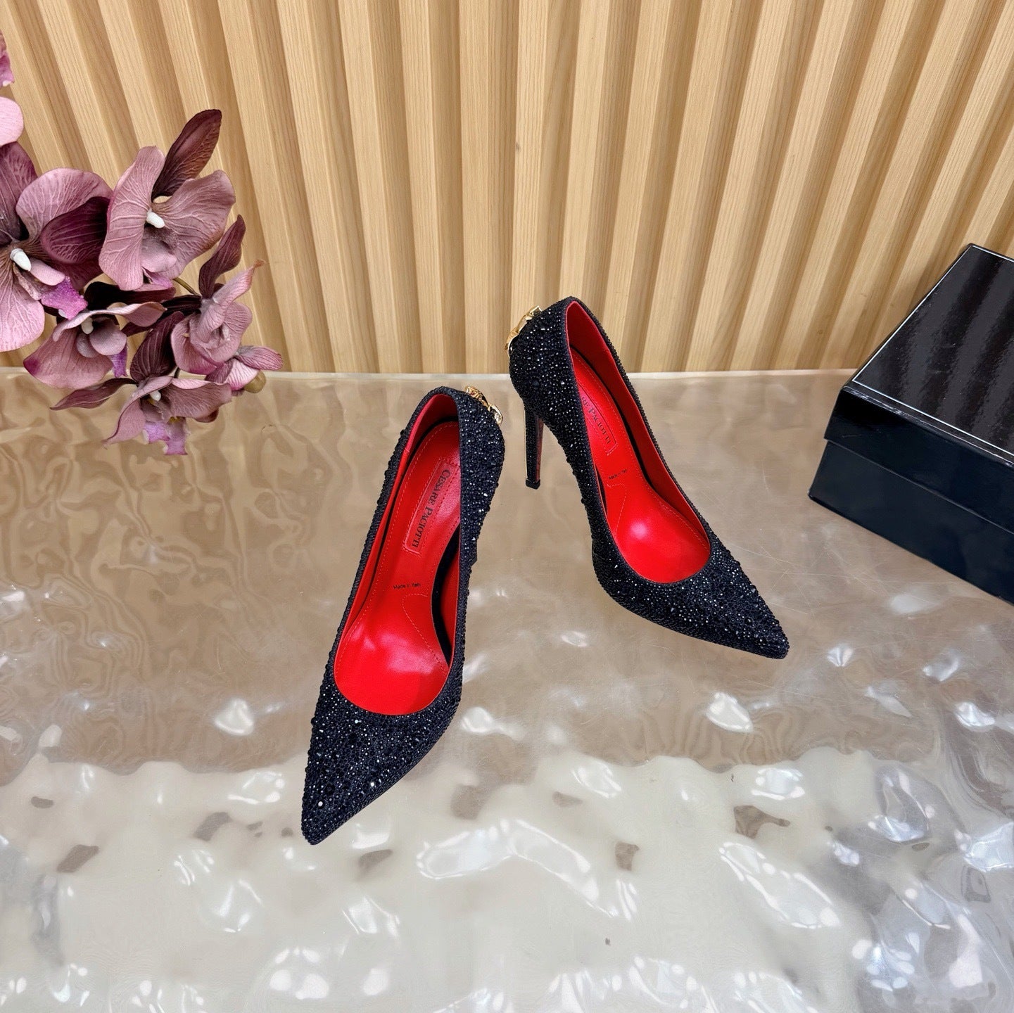 CRYSTAL EMBELLISHED STILETTO PUMPS – BLACK GLAM EDITION