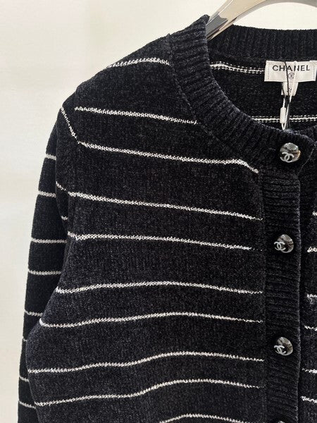 STRIPED BUTTON KNIT CARDIGAN