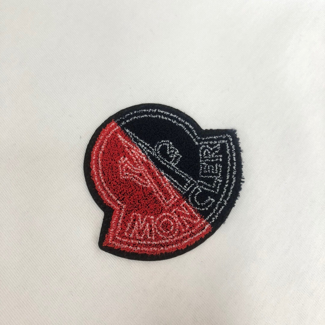 CLASSIC LOGO PATCH CREW NECK T-SHIRT