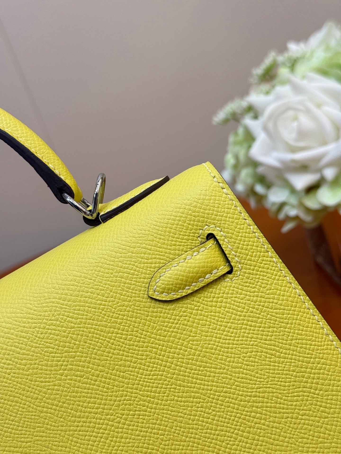 SUNSHINE YELLOW STRUCTURED LUXURY BAG
