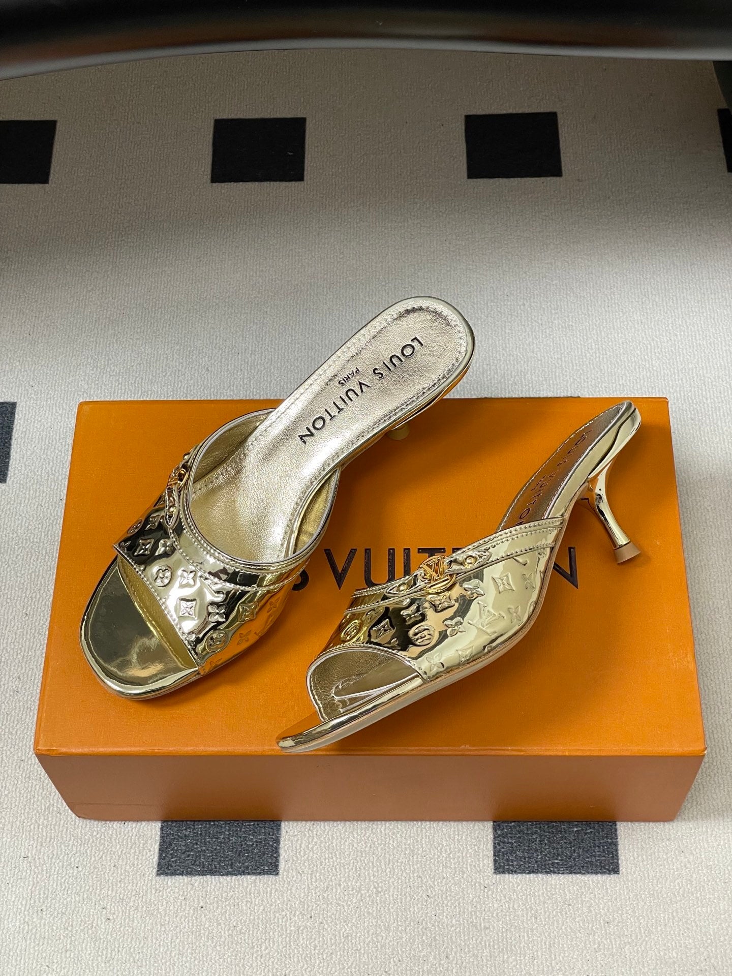 GOLD METALLIC EMBOSSED OPEN-TOE HEELS