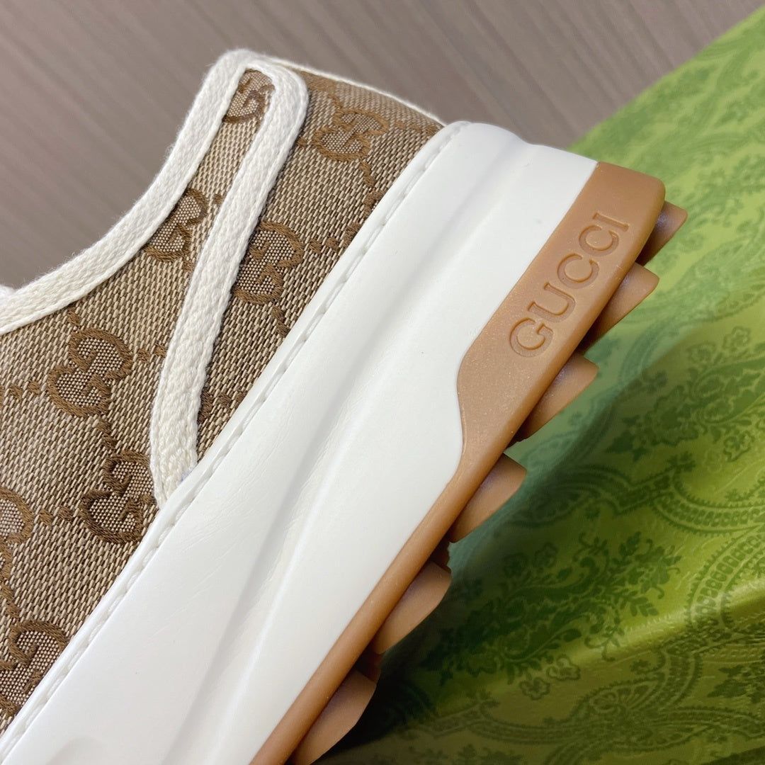BEIGE MONOGRAM LOW-TOP SNEAKERS