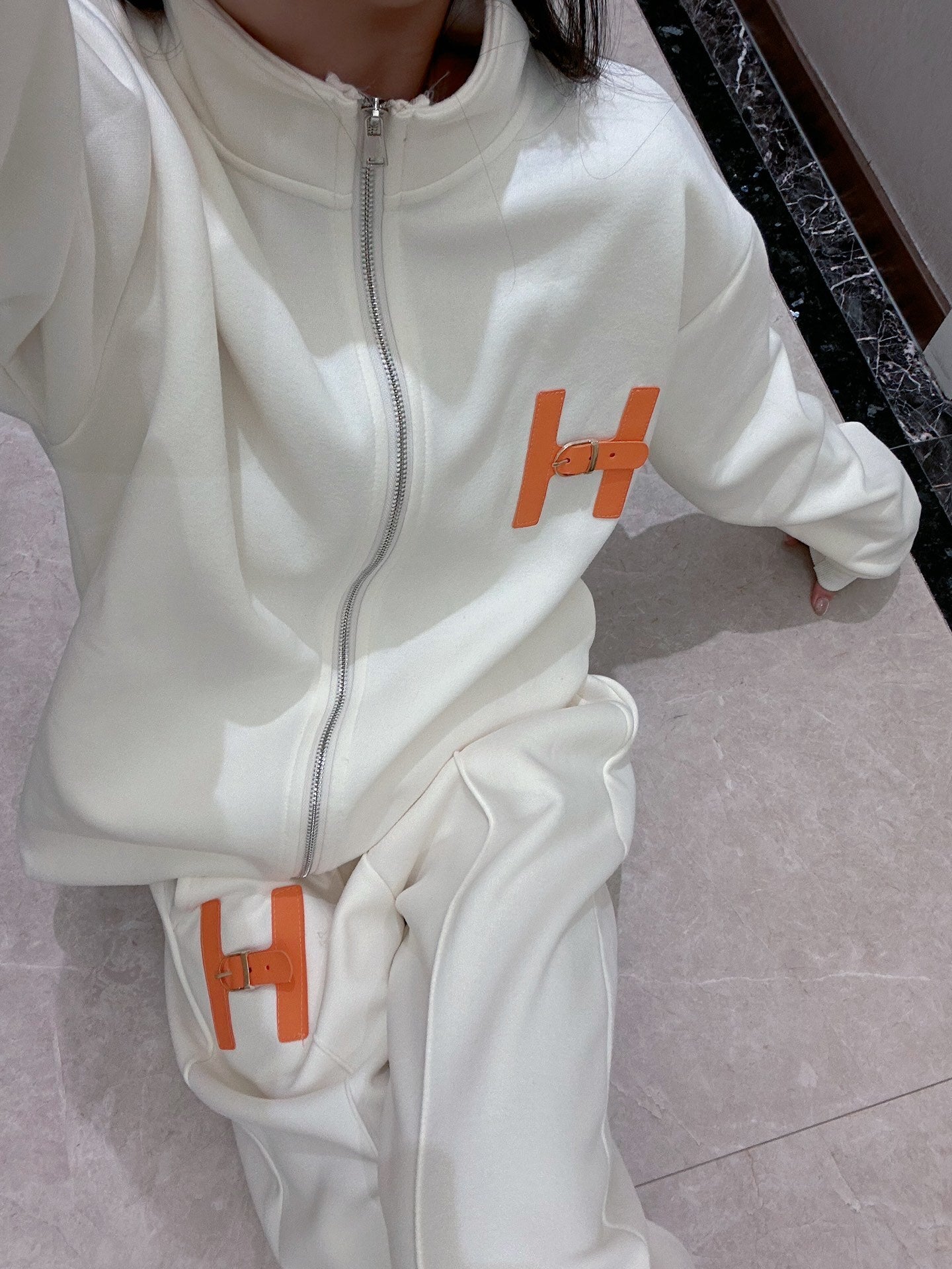 CREAM ZIP HOODIE AND PANTS SET