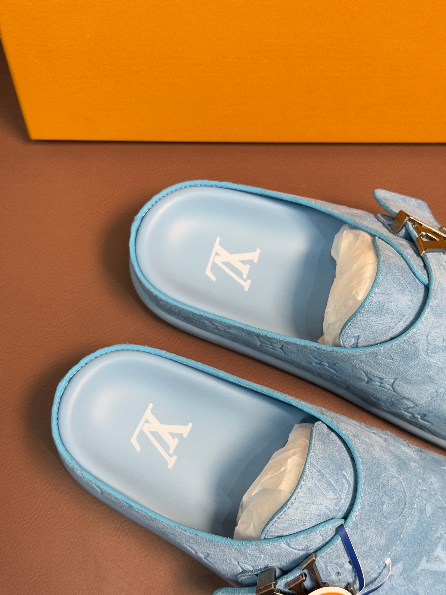 LIGHT BLUE SUEDE CLOGS