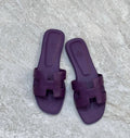 DEEP PLUM CUTOUT FLAT SLIDE SANDALS