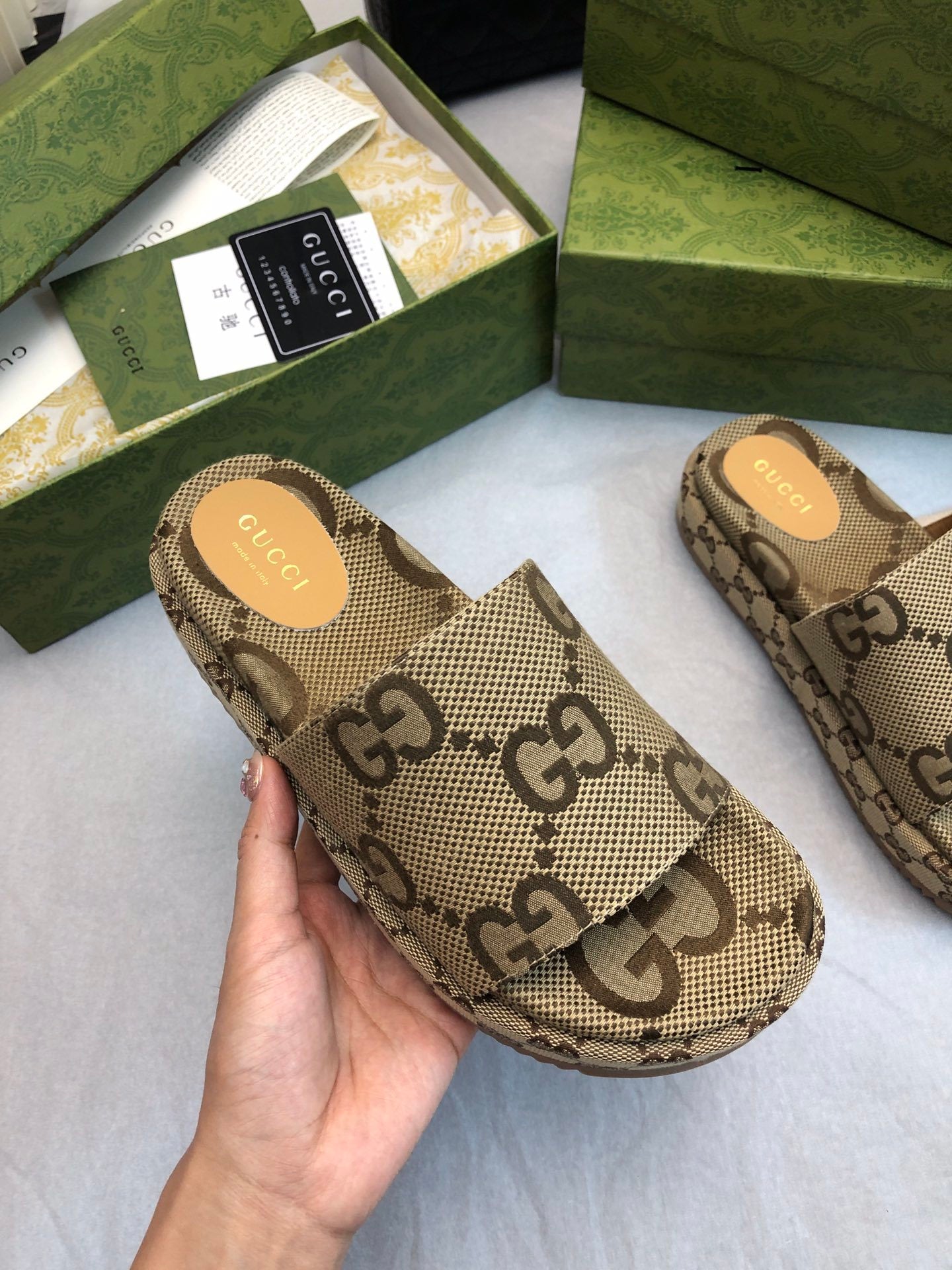 BEIGE MONOGRAM PLATFORM SLIDES