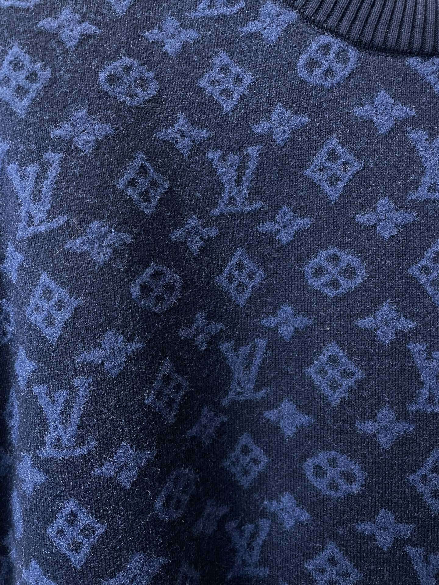 TEXTURED TWO-TONE KNIT T-SHIRT