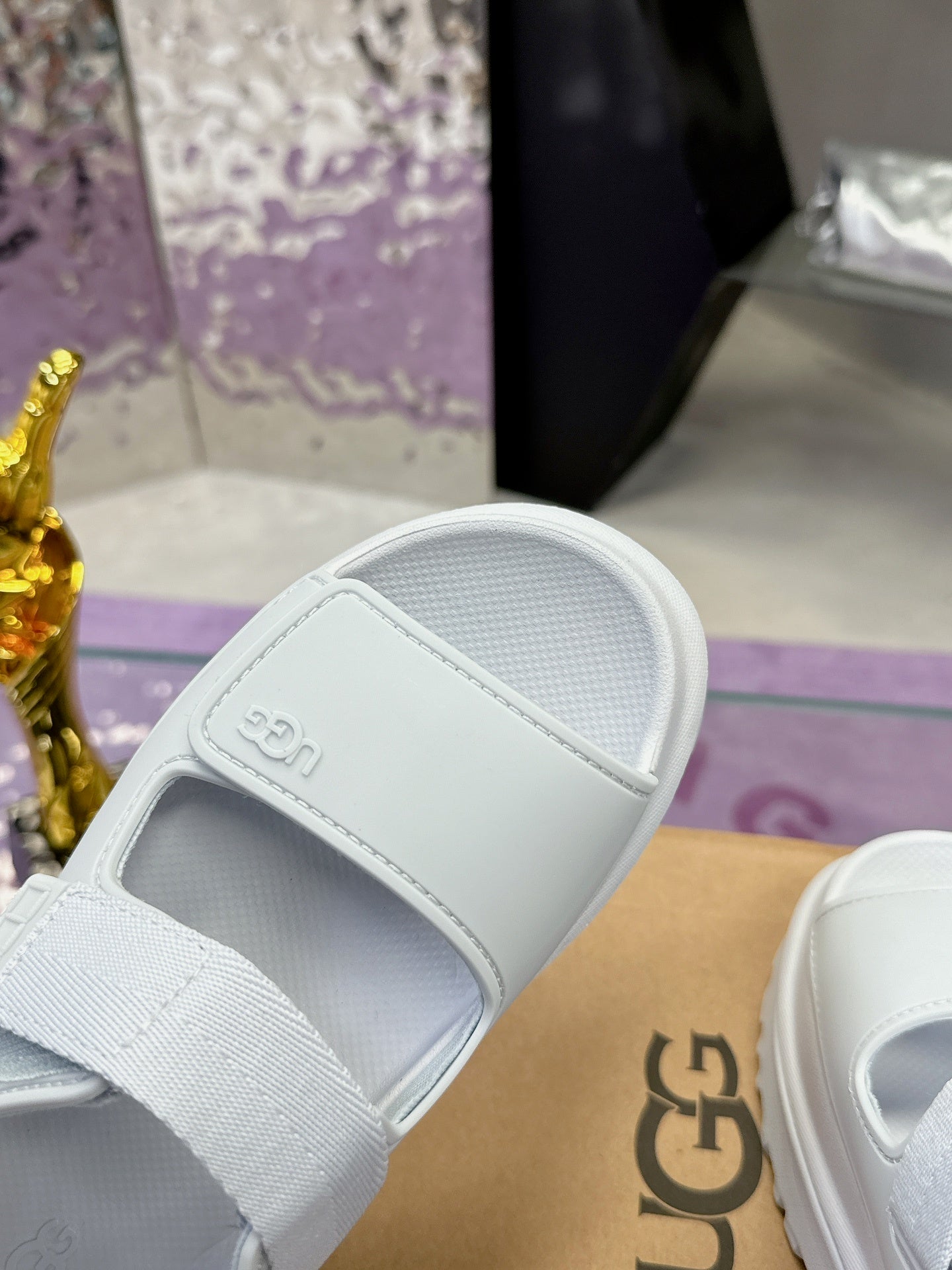 PLATEAU-SANDALEN – WEISS