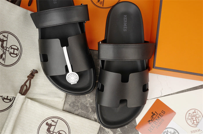 BLACK DOUBLE-STRAP H-CUT LEATHER SLIDE SANDALS