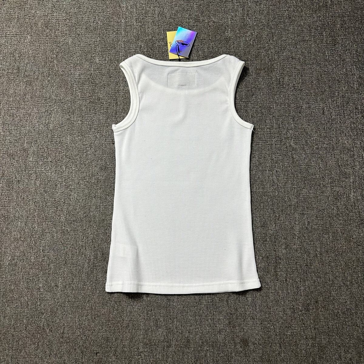 RIBBED GRAPHIC TANK TOP