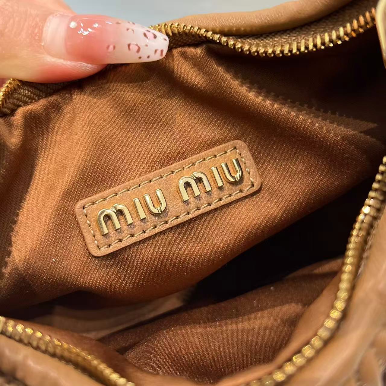 CAMEL MATELASSÉ MINI HOBO SHOULDER BAG