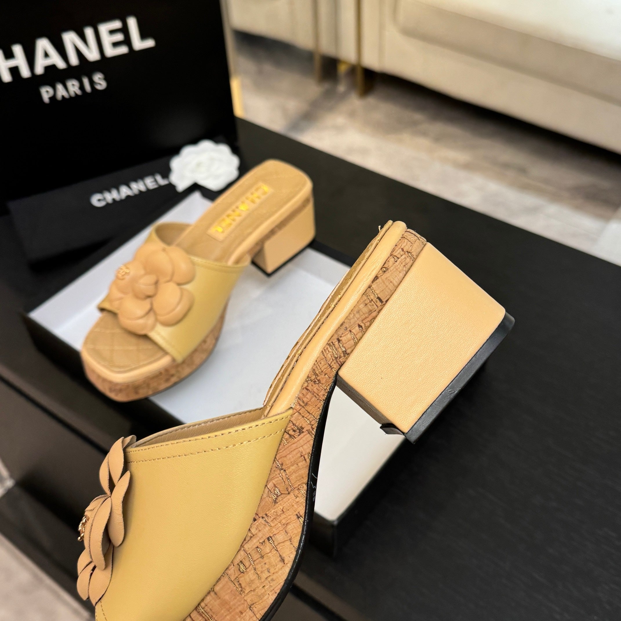 BUTTER YELLOW FLORAL PLATFORM SLIDE SANDALS