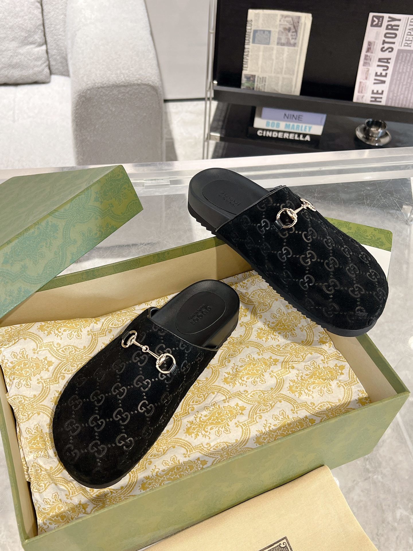 BLACK EMBOSSED MULE SLIDES