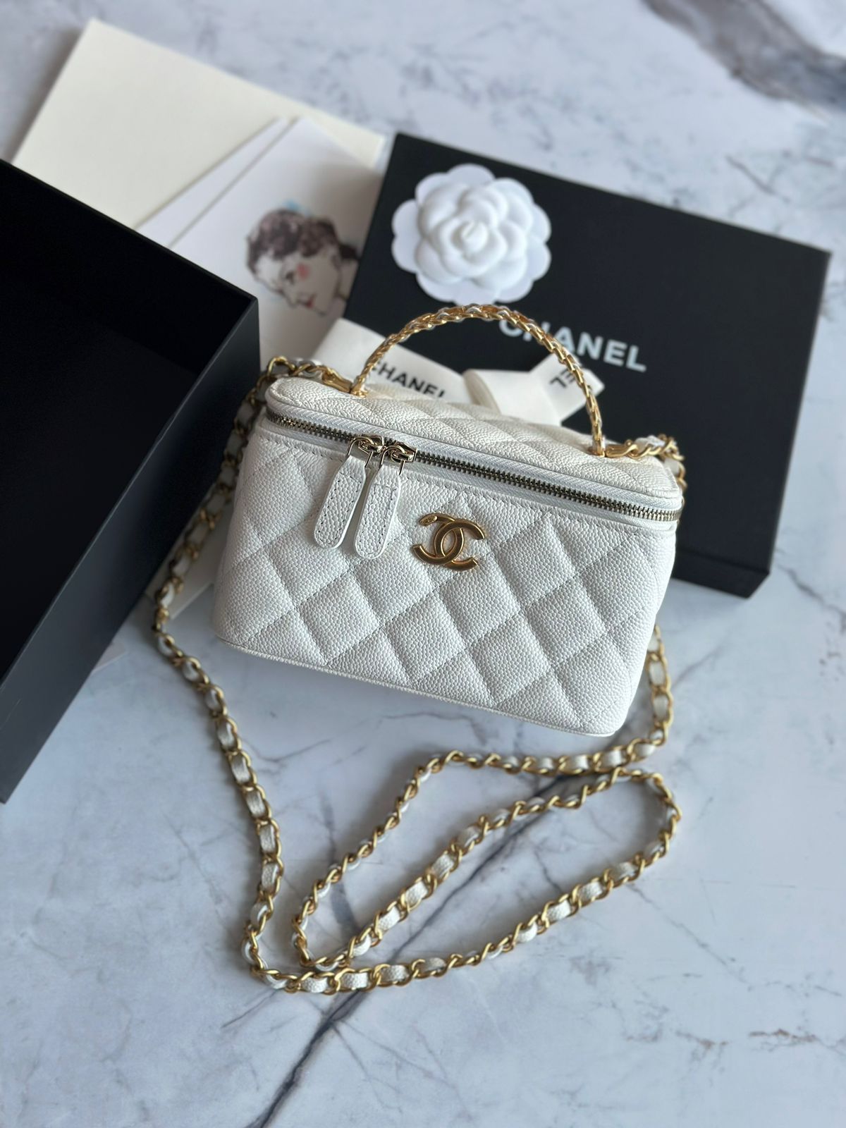 CLASSIC QUILTED MINI VANITY STORAGE BAG