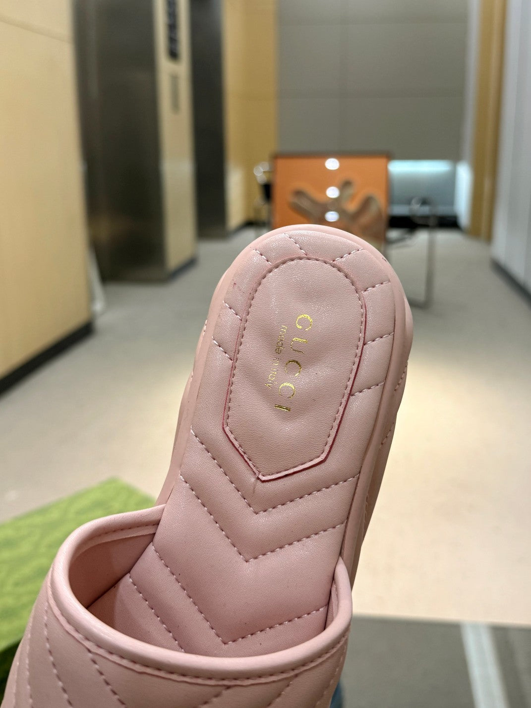 BLUSH QUILTED LOGO SLIDE SANDALS
