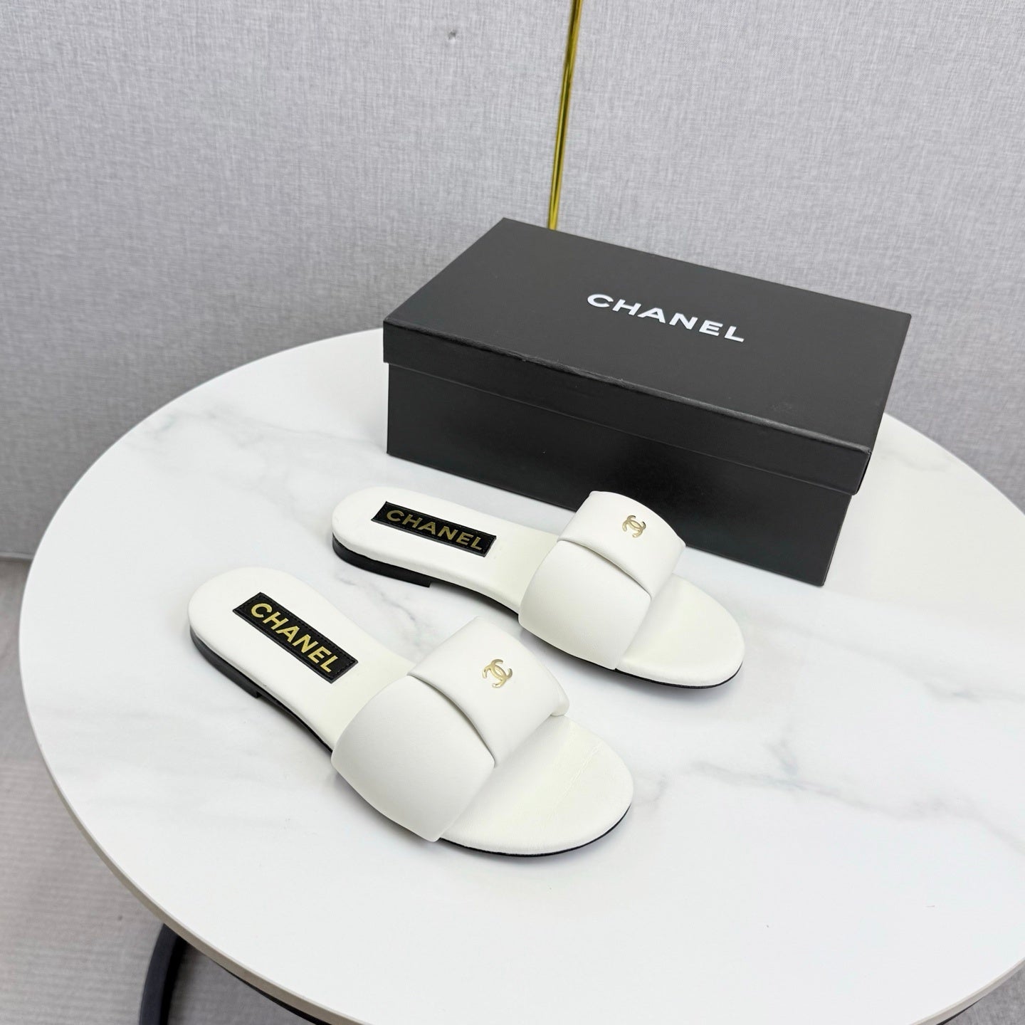 WHITE CASUAL SLIDE SANDALS