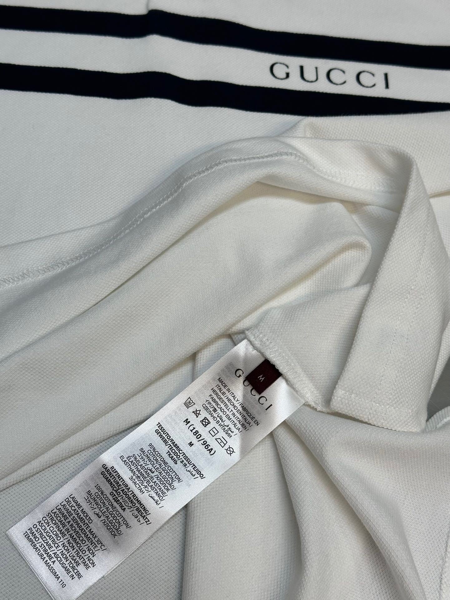 STRIPE DETAIL CLASSIC POLO SHIRT WITH MINIMAL LOGO