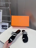 BLACK SILVER STRAP SANDALS
