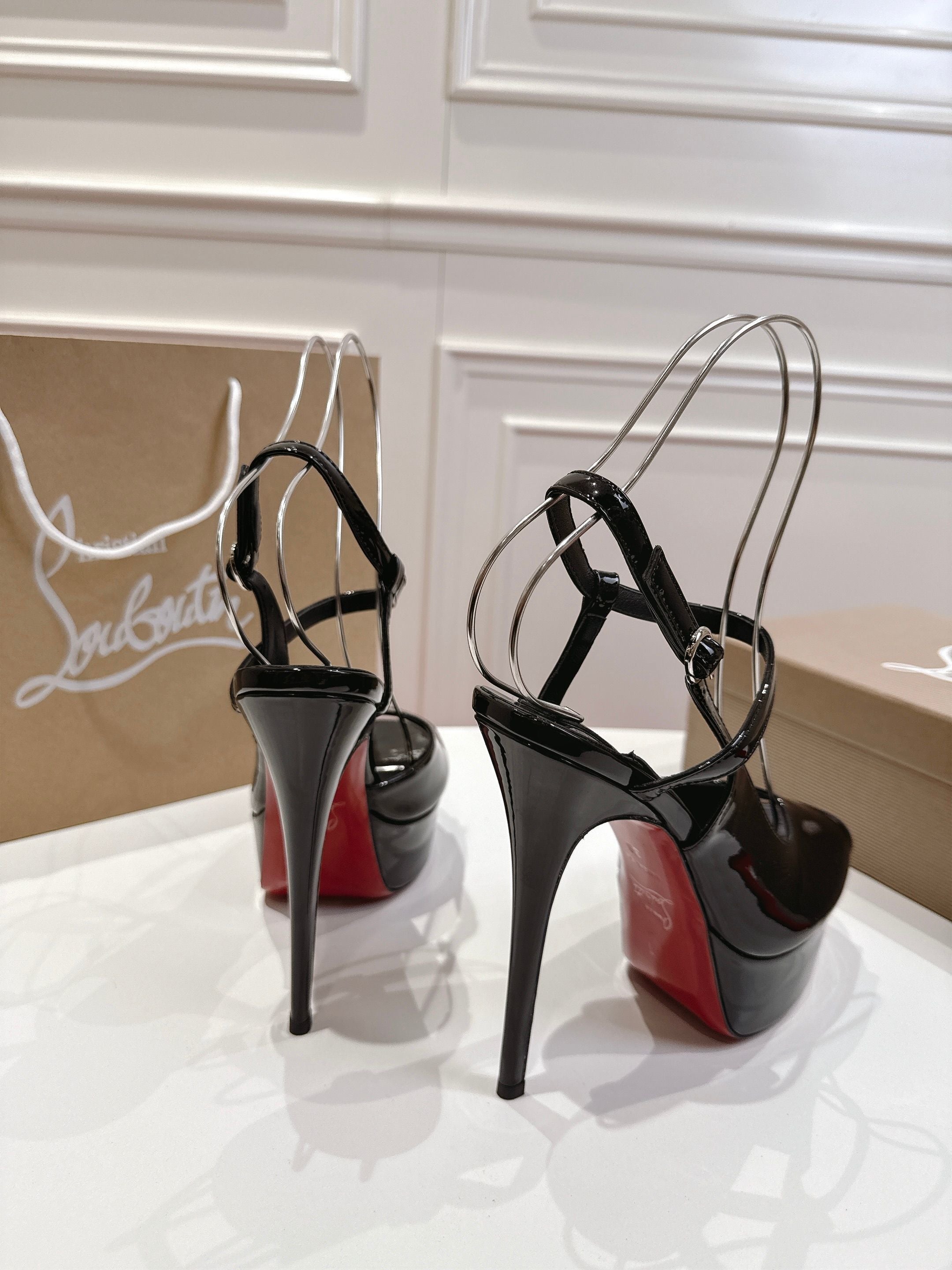 BLACK PATENT PLATFORM PEEP-TOE ANKLE STRAP HEELS