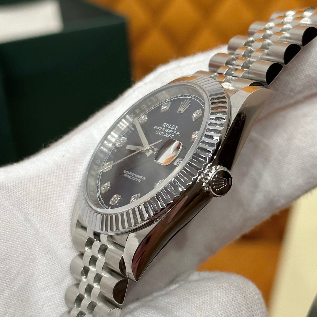 LUXURY BLUE DIAL DIAMOND WATCH