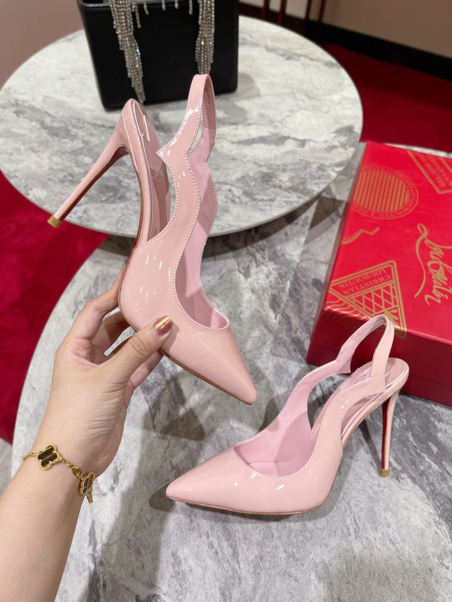 BLUSH PINK PATENT SCALLOPED SLINGBACK HEELS