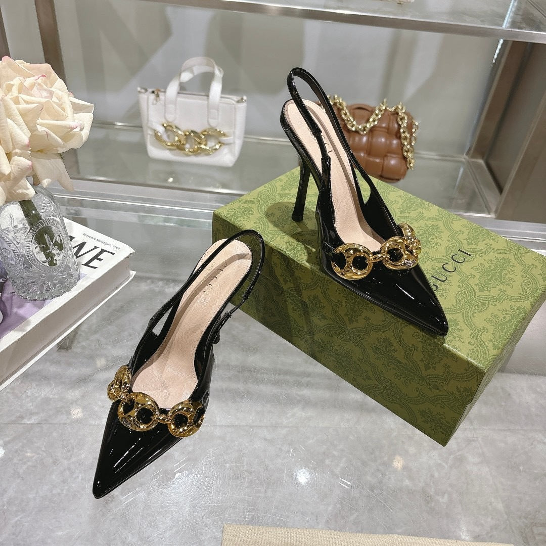 BLACK PATENT SLINGBACK HEELS