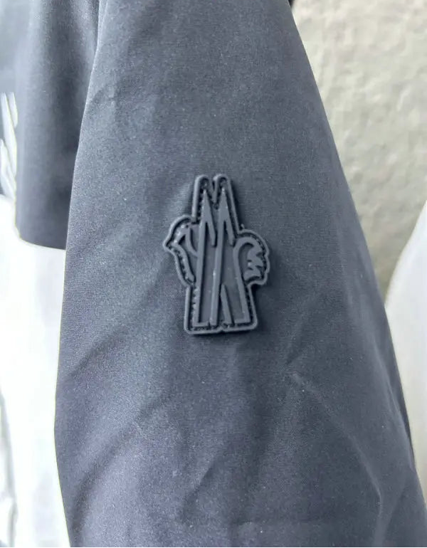 BELTED COLORBLOCK HOODED PERFORMANCE JACKET