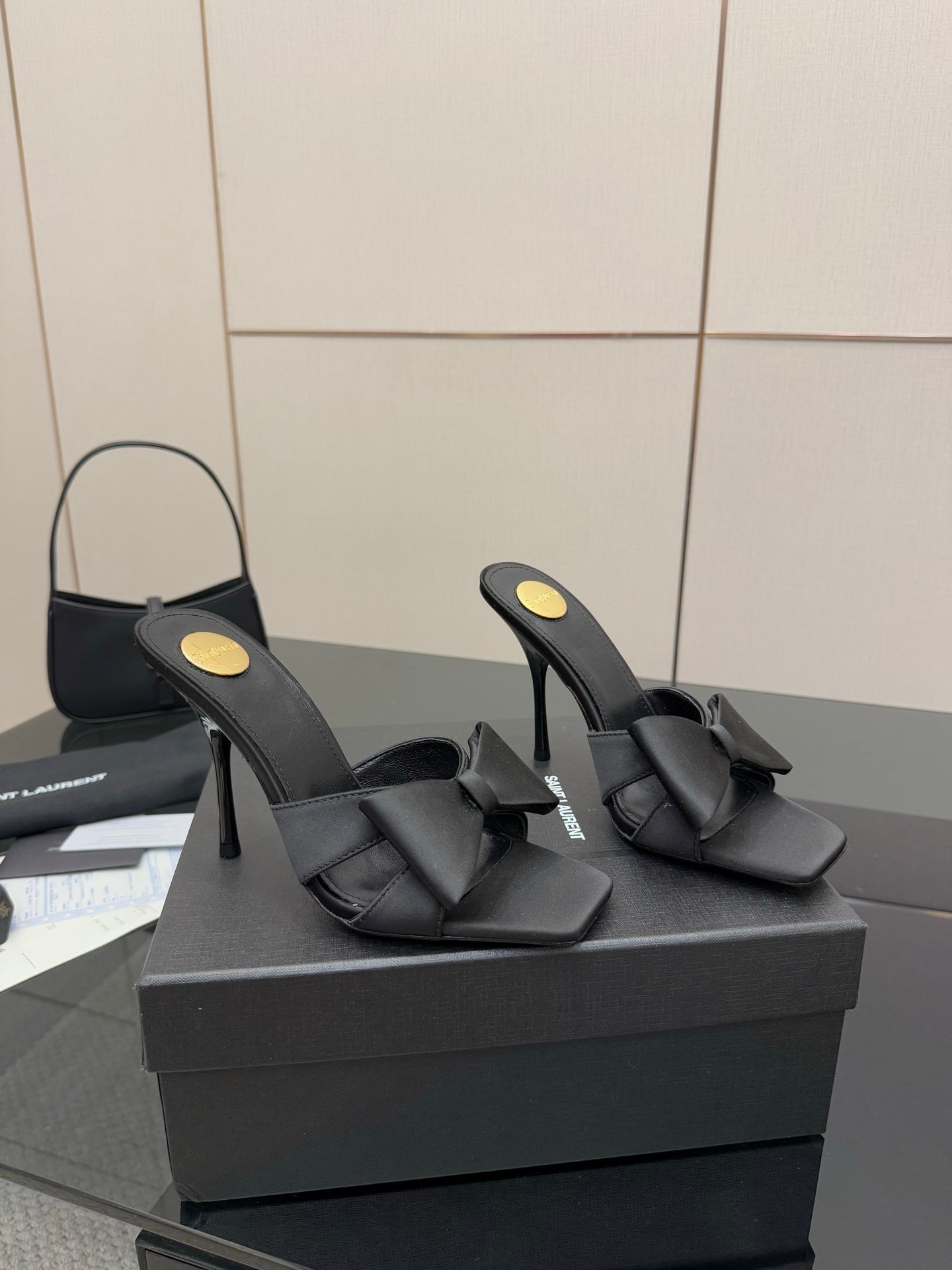BLACK BOW DETAIL MULE HEELS
