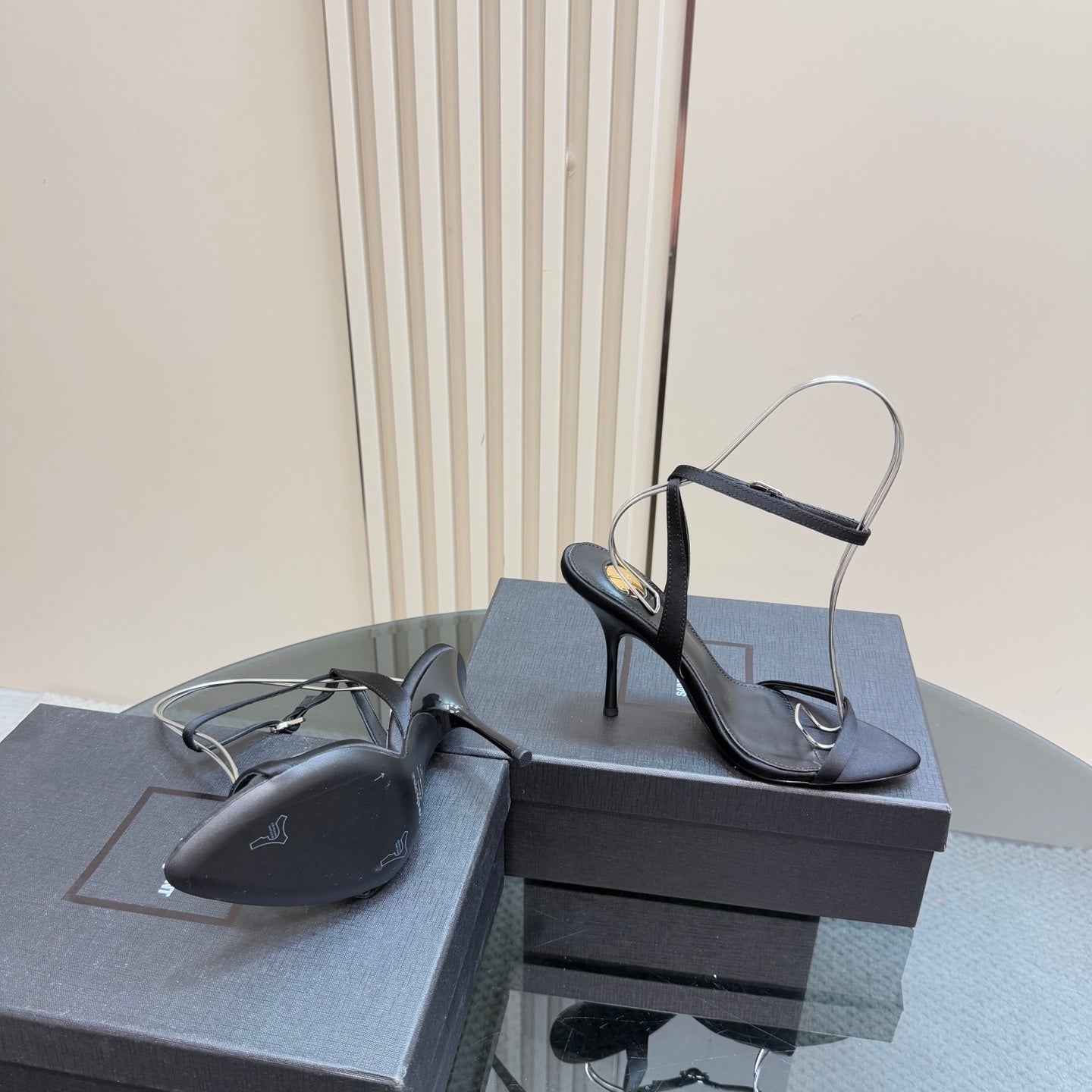 BLACK MINIMAL STRAP ANKLE HEEL SANDALS