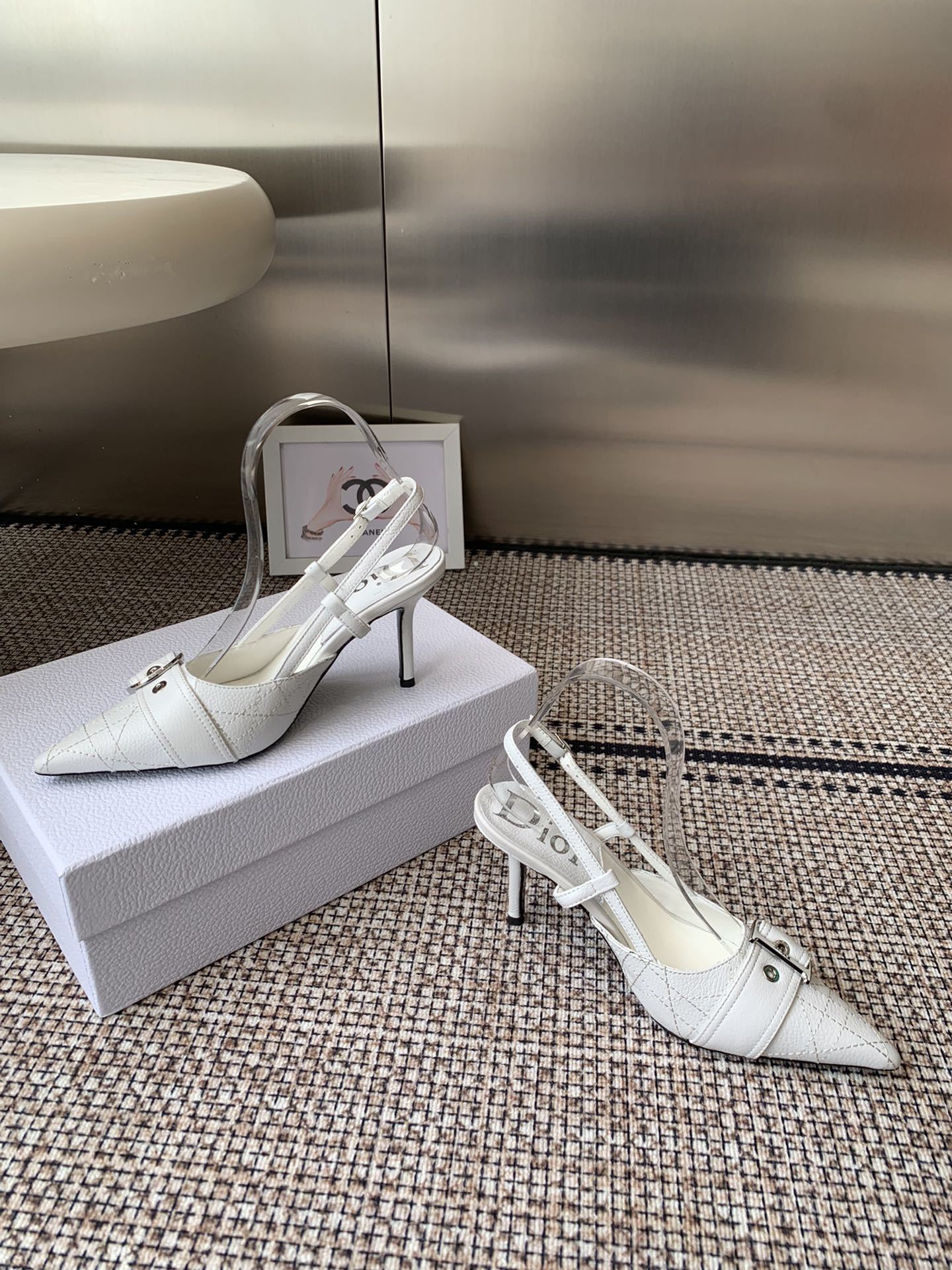 WHITE BUCKLE POINTED SLINGBACK HEELS