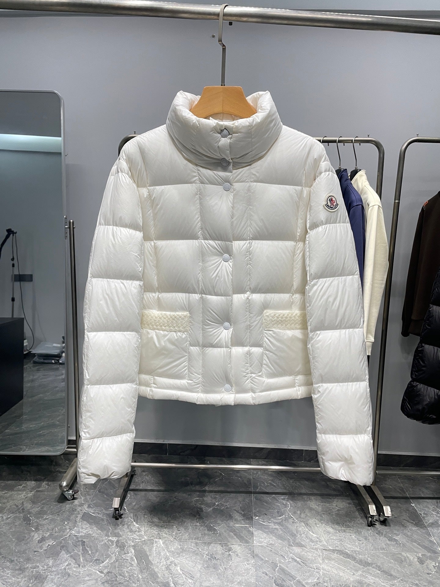 QUILTED HIGH-NECK PUFFER DOWN JACKET