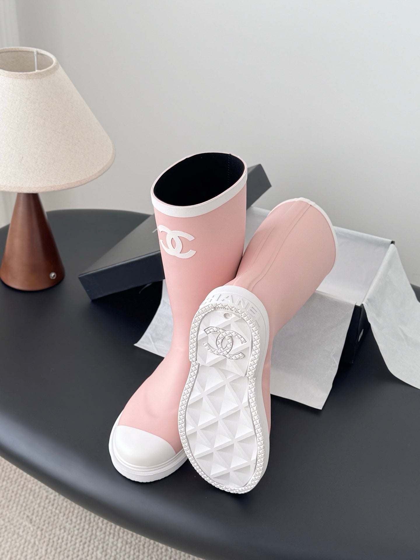 PASTEL PINK LOGO RUBBER BOOTS