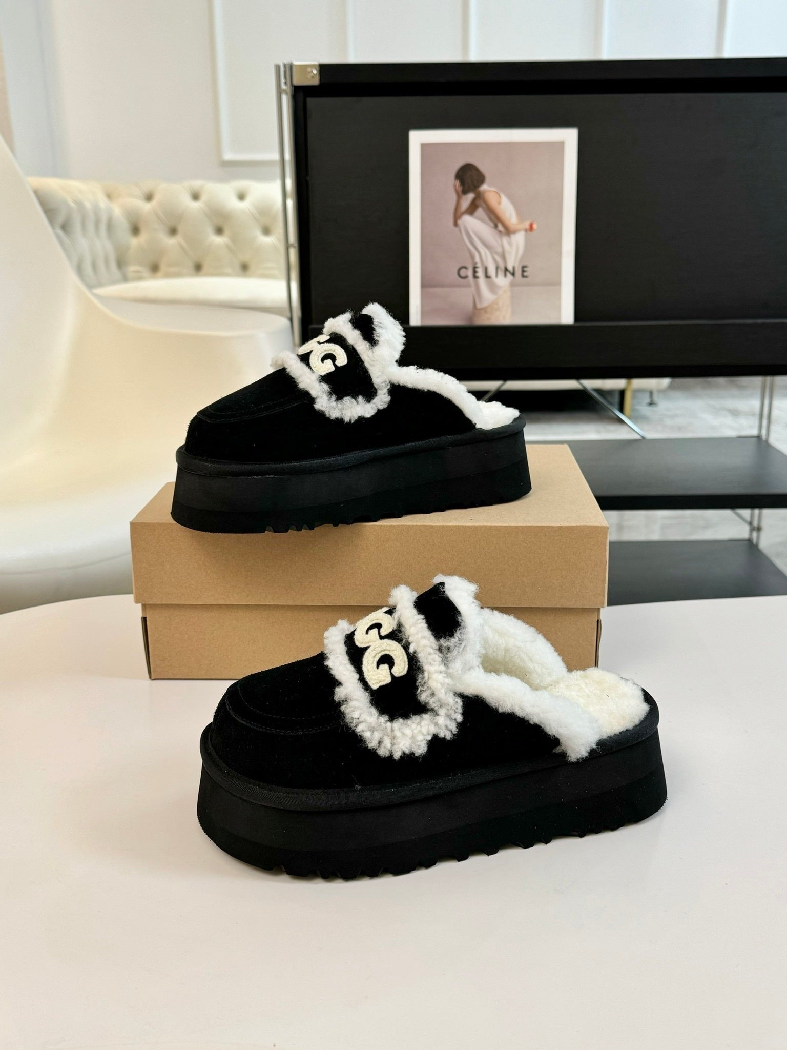 PLATFORM SLIPPERS WITH SHEARLING