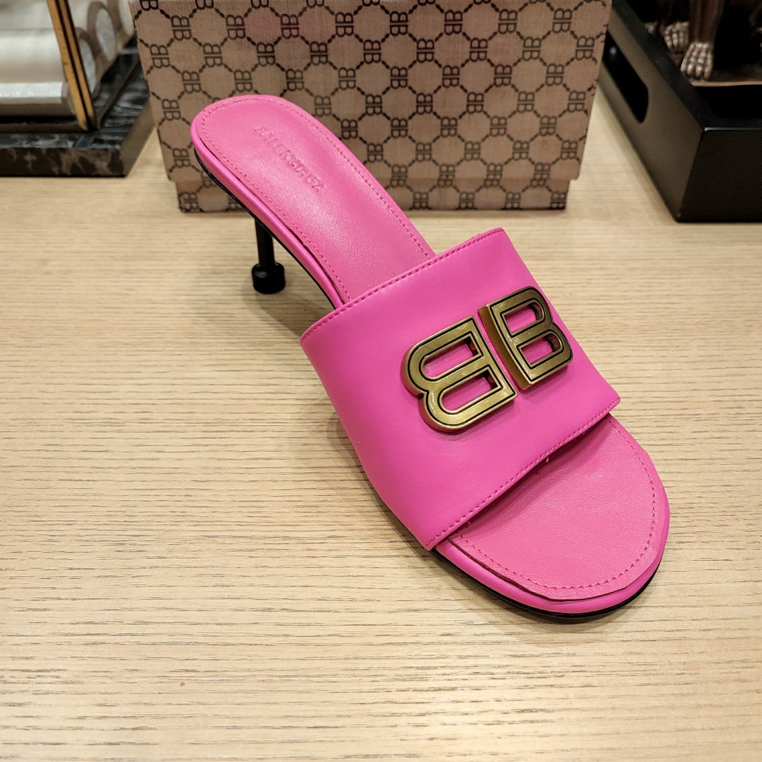 PINK LOGO LOW HEEL MULE SANDALS
