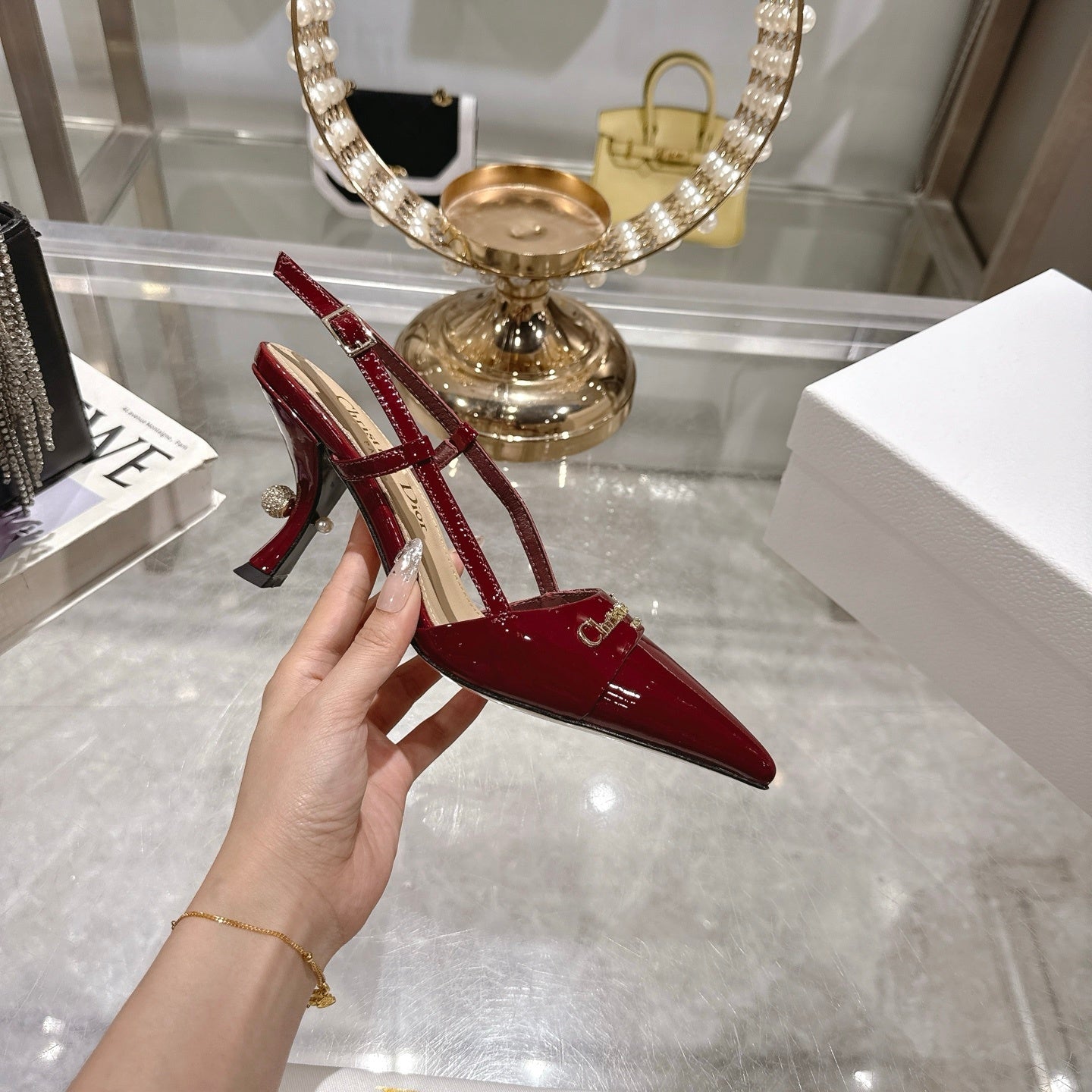 PATENT SLINGBACK KITTEN HEELS – BURGUNDY