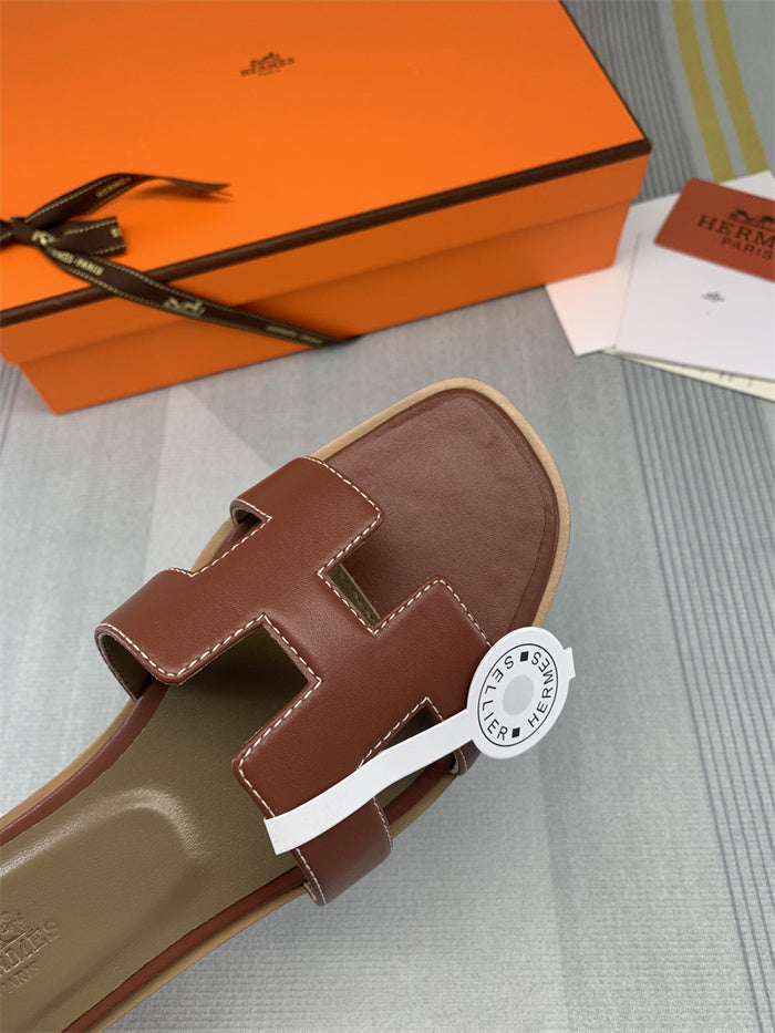 CLASSIC BROWN H-CUT LEATHER SLIDE SANDALS