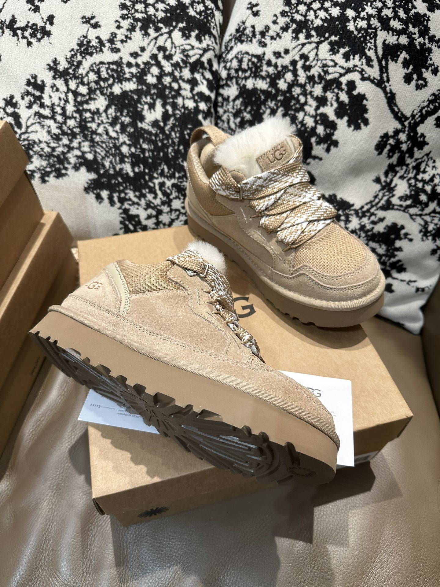 COZY PLATFORM SNEAKERS – SAND