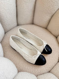 CLASSIC TWO-TONE QUILTED BALLET FLATS