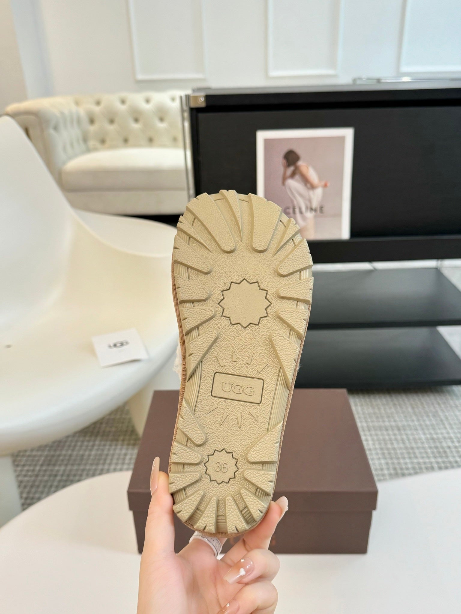 Plateau-Hausschuhe mit Kunstfellfutter