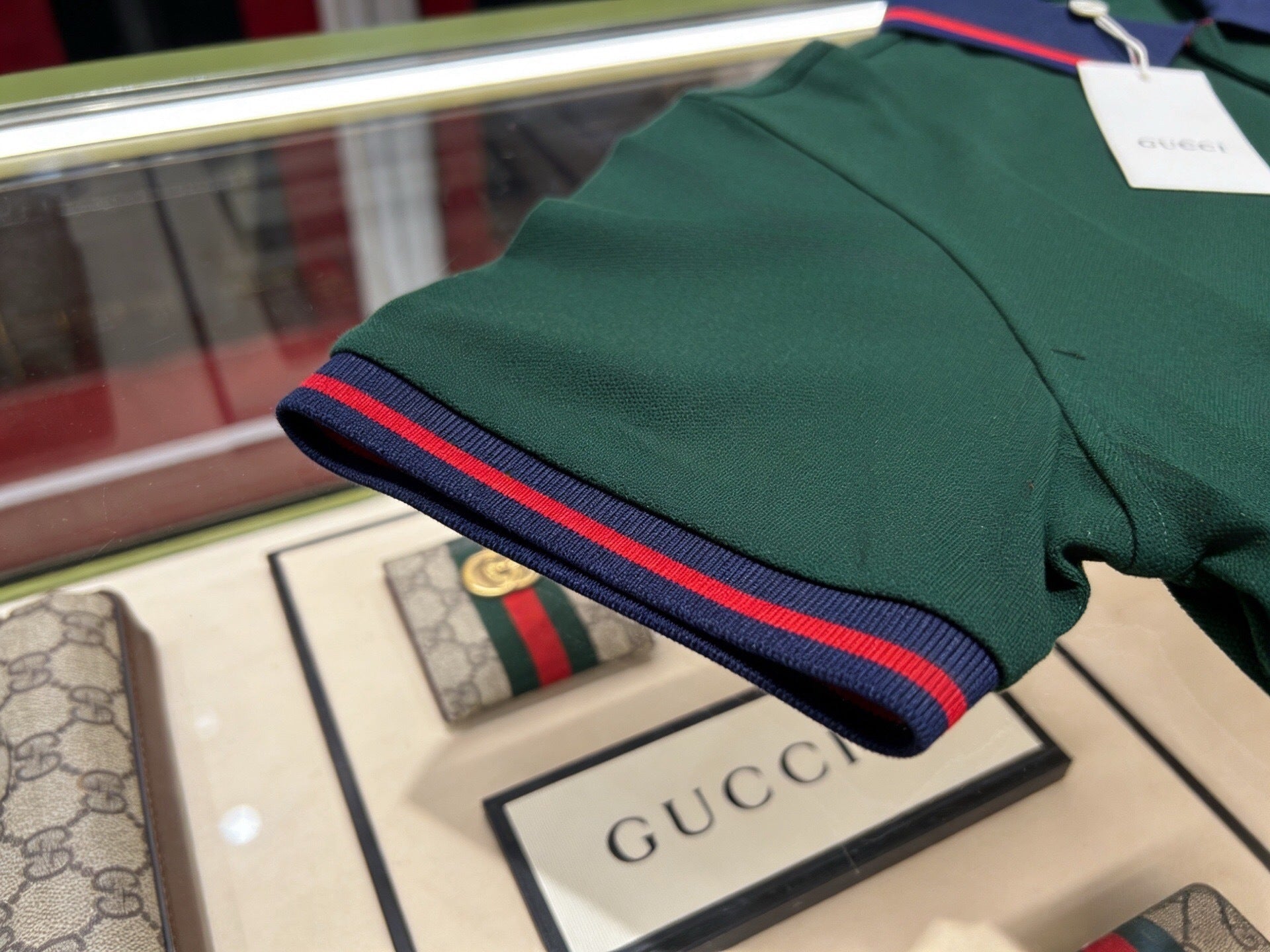 CLASSIC STRIPE COLLAR POLO SHIRT WITH SIGNATURE TRIM