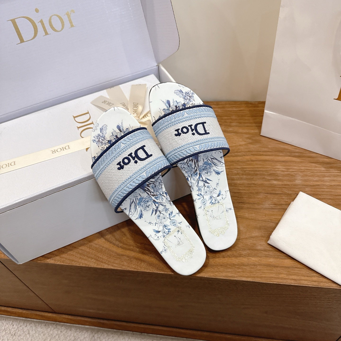 BLUE FLORAL LOGO STRAP SLIDE SANDALS