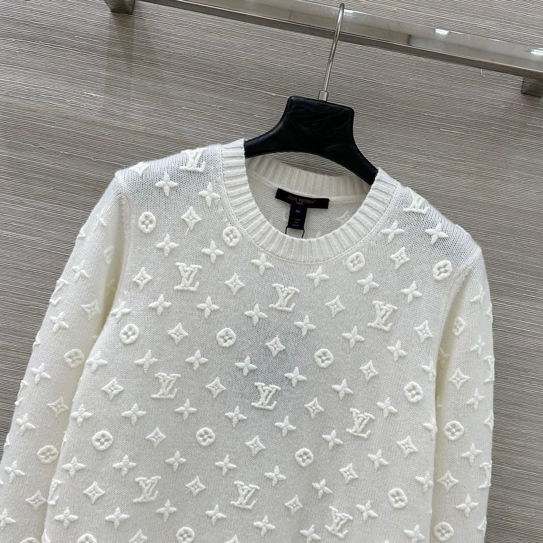 EMBOSSED KNIT SWEATER