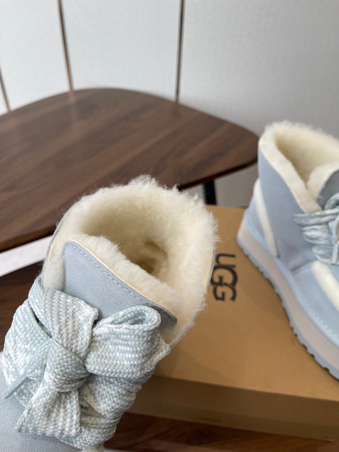 COZY PLATFORM BOOTS – ICE BLUE