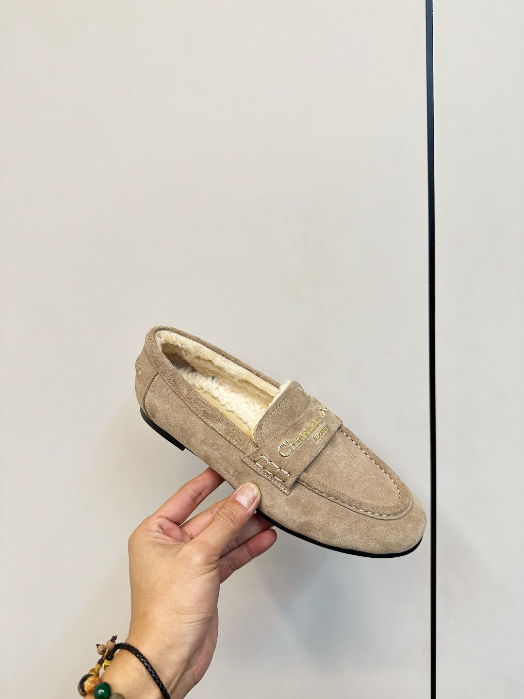 MEN’S BEIGE SUEDE FUR-LINED LOAFERS
