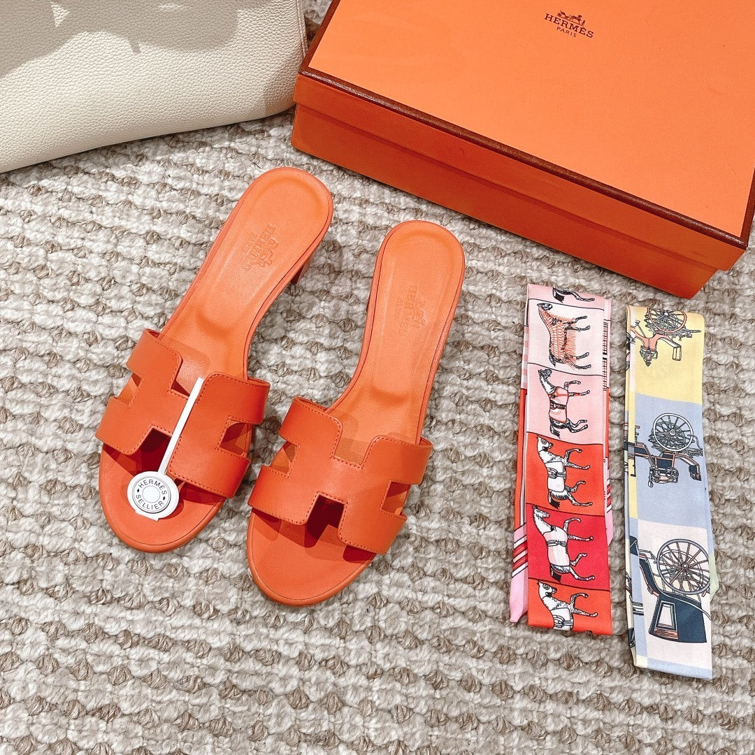 ORANGE BLOCK HEEL SANDALS