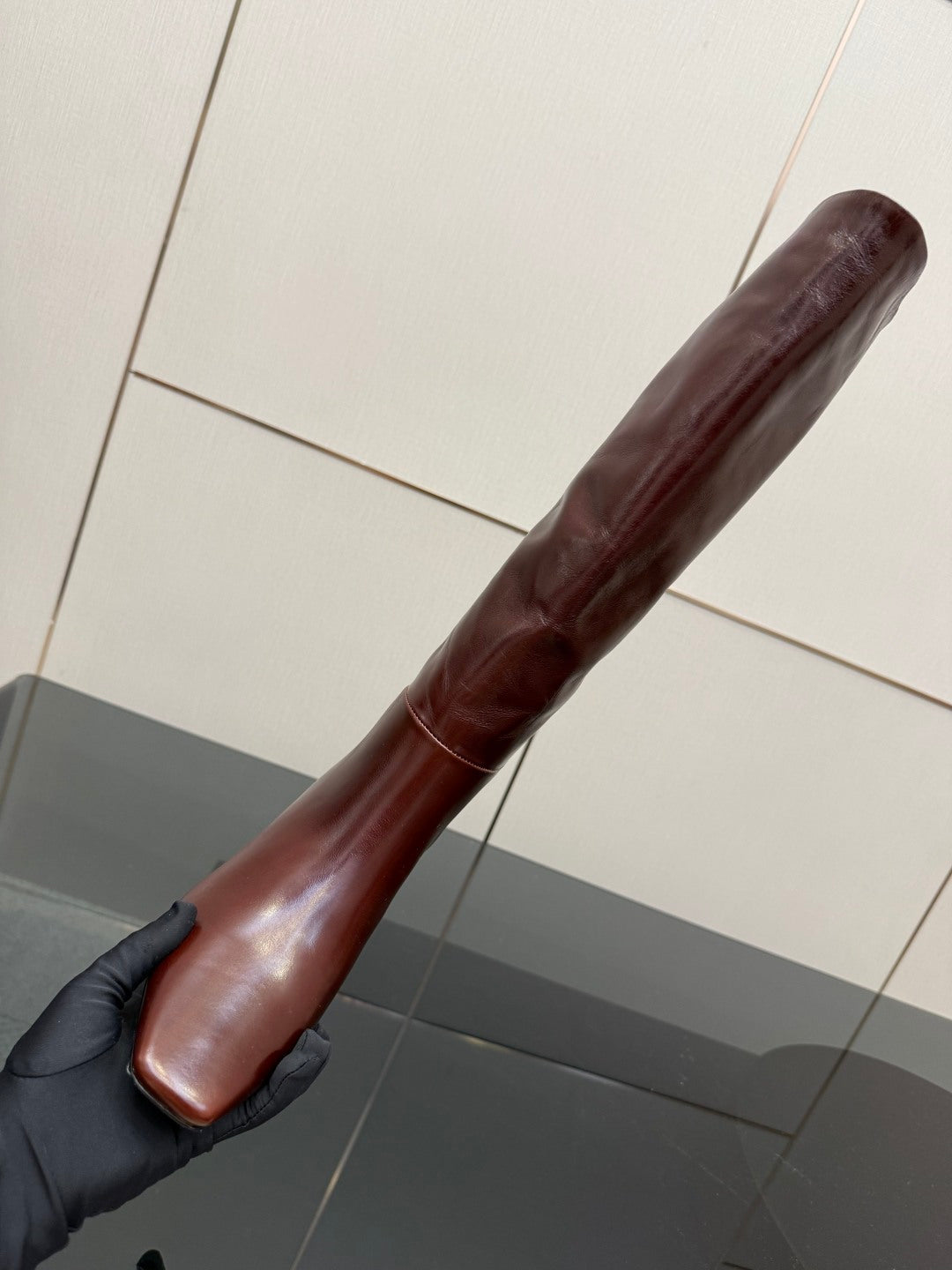 LEATHER KNEE-HIGH STILETTO BOOTS