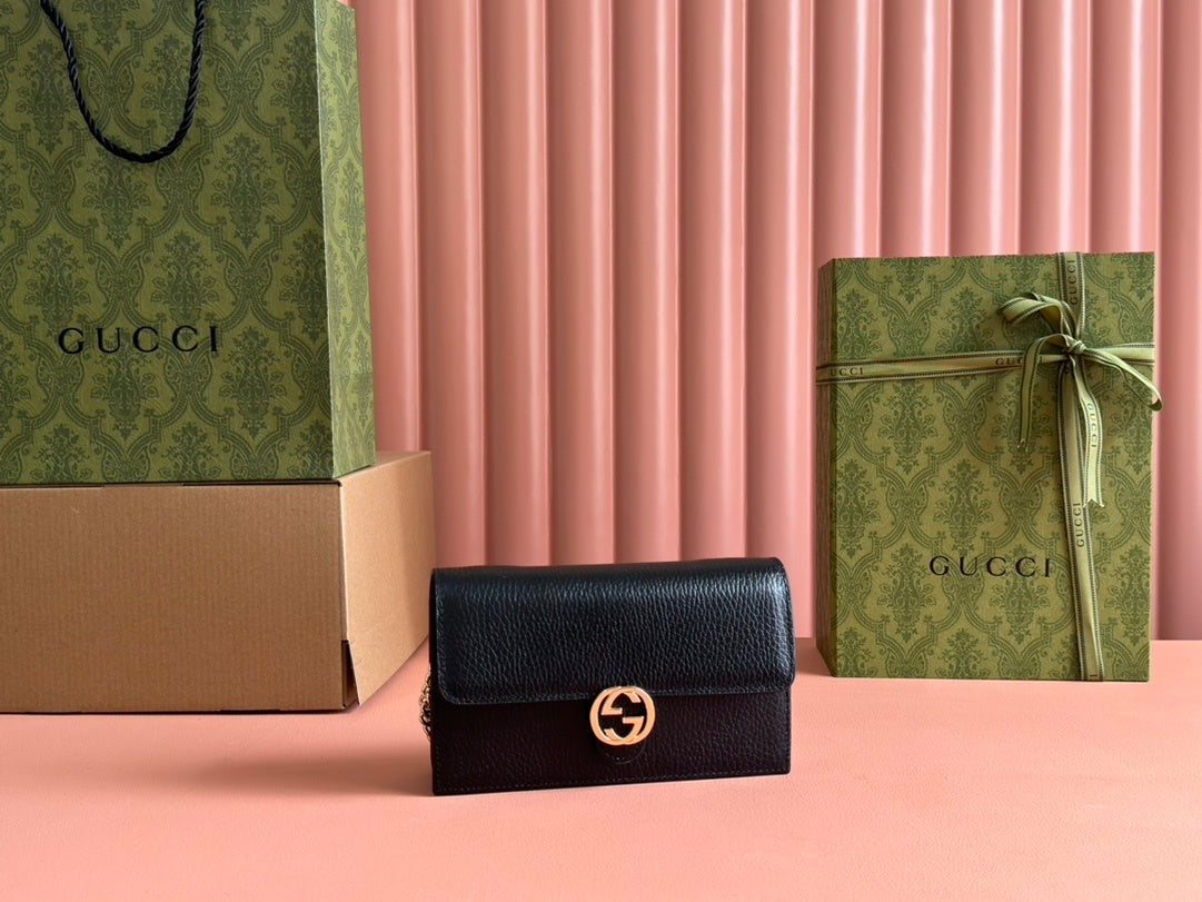 BLACK LEATHER CHAIN WALLET CROSSBODY BAG