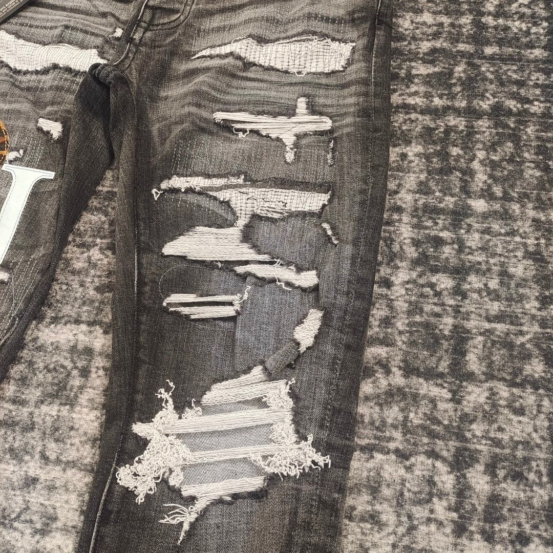 HEAVY DISTRESSED PATCHWORK SKINNY JEANS